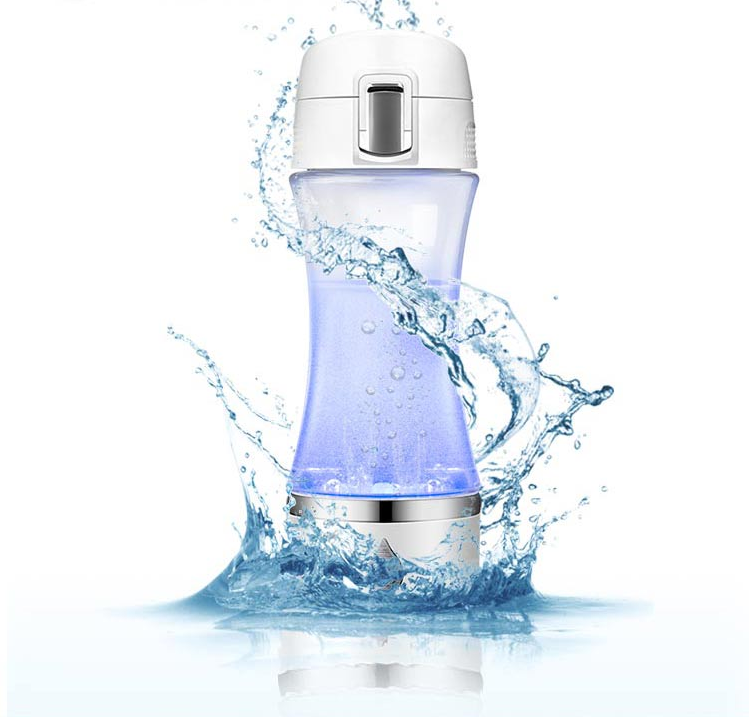 Quantum Water: Hydrogen Infusing Water Bottle