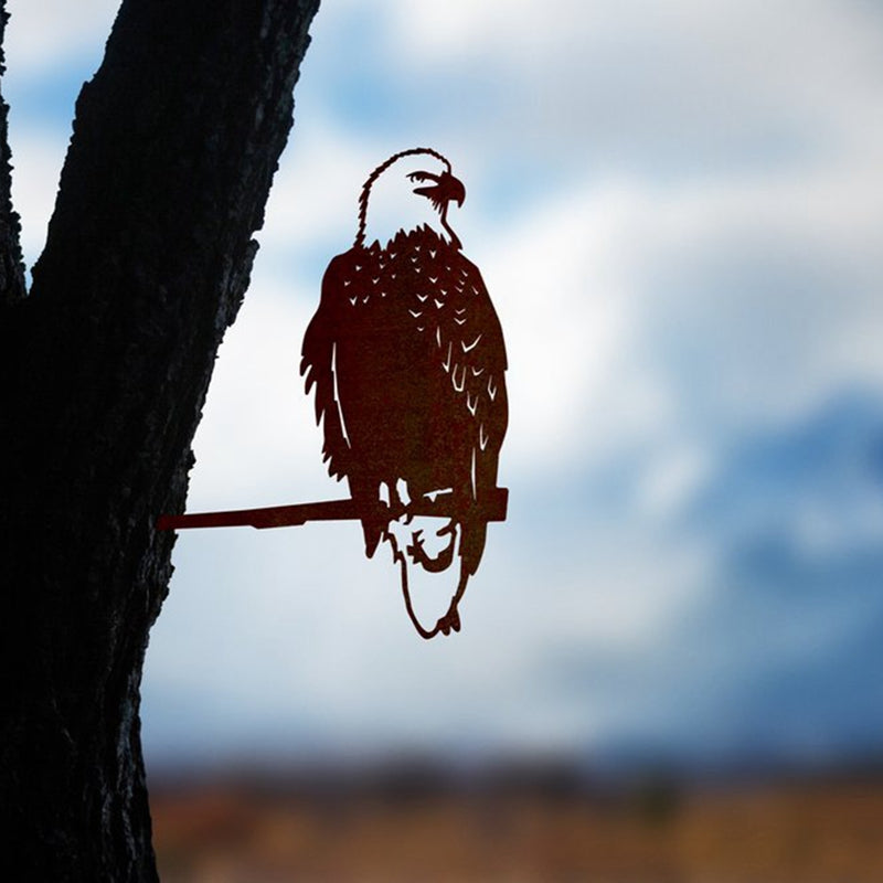 Garden Art: Metal Yard Ornaments