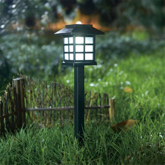 Classic Solar Lawn Light