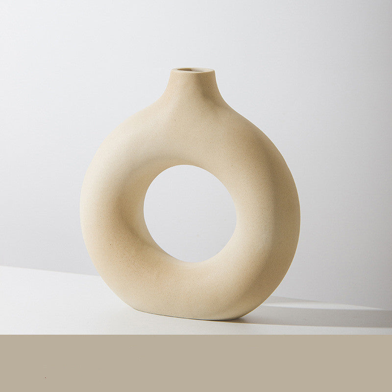 Naturally Modern: Frosted Porcelain Vase Collection