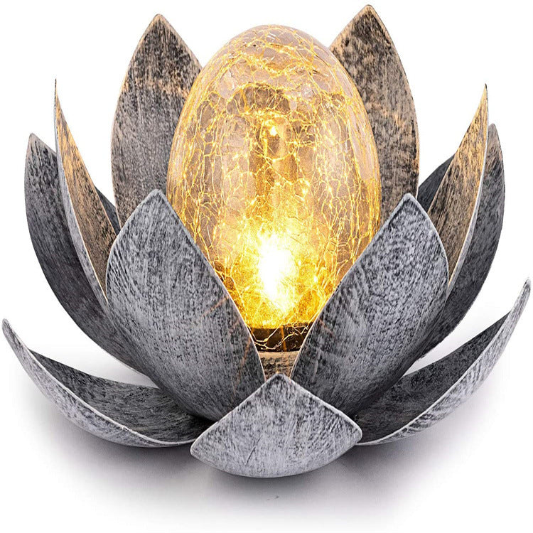 Lotus Flower: Solar Garden Lights