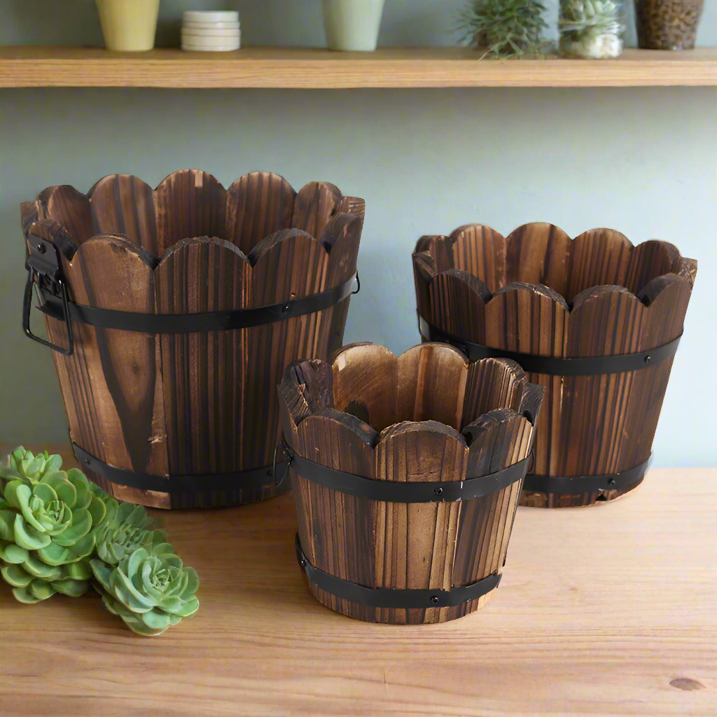 Wooden Barrels: Country Cottage Flowerpot Set