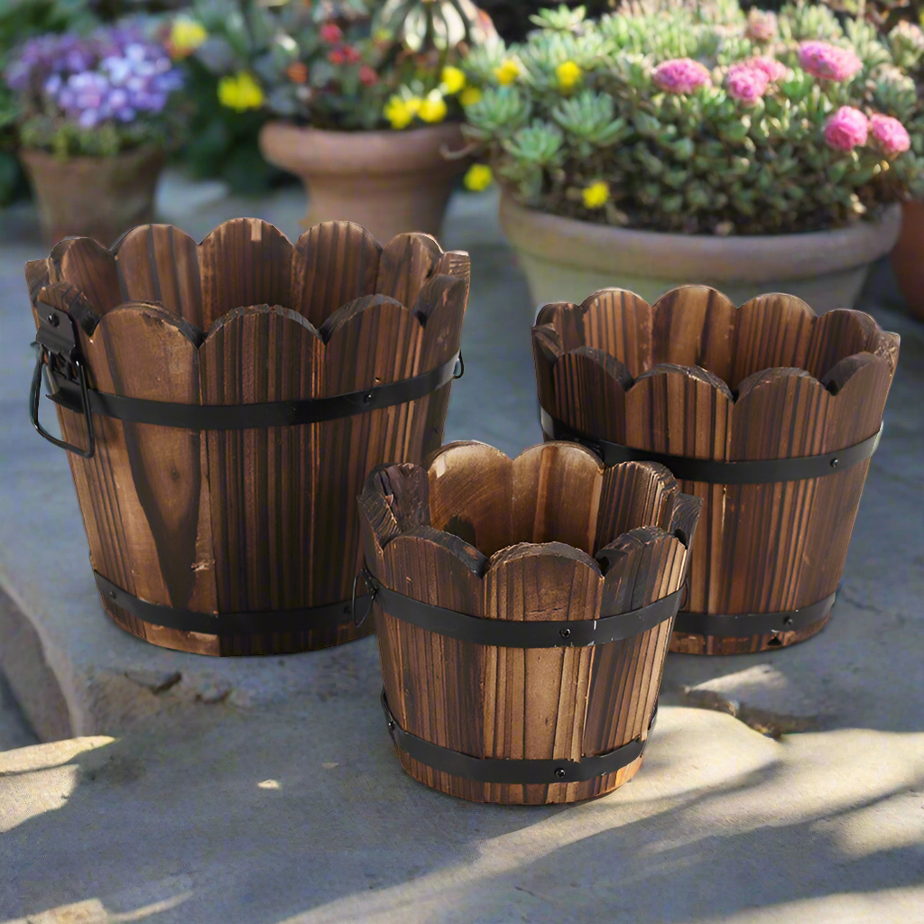 Wooden Barrels: Country Cottage Flowerpot Set