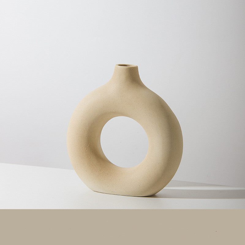 Naturally Modern: Frosted Porcelain Vase Collection