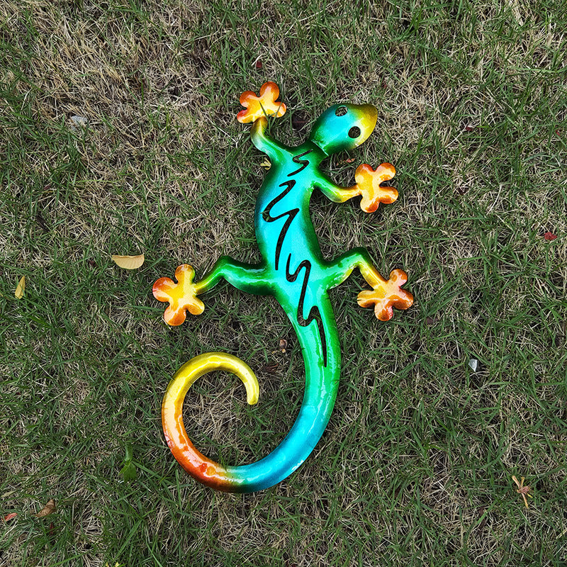 Gecko Friends Metal Wall Art